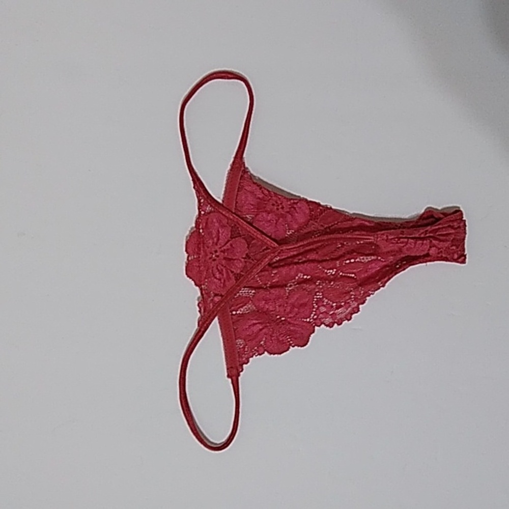 Victoria's Secret V-String Panty - Picture 3 of 3